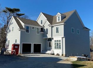 11 Manor Way, Cohasset, MA 02025
