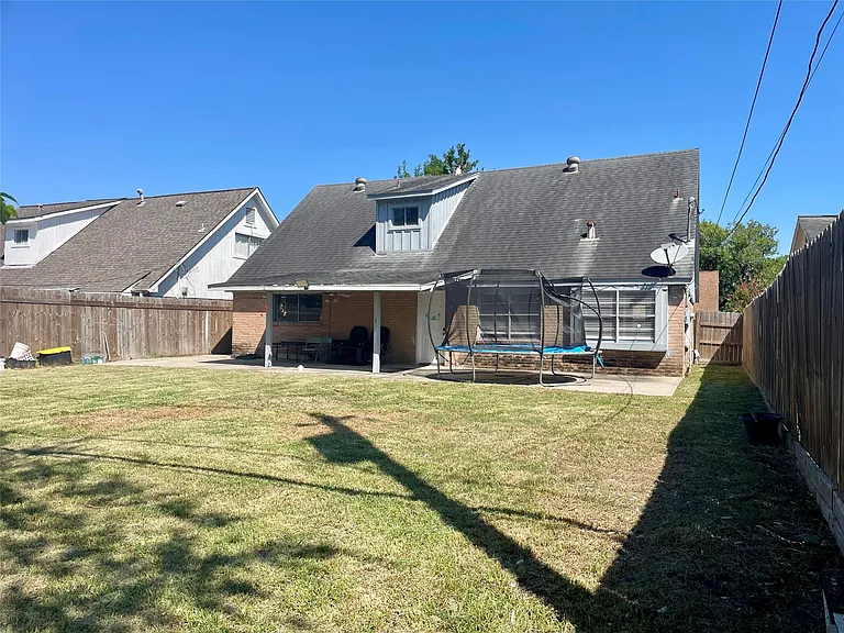 11615 Carvel Ln — Photo 14