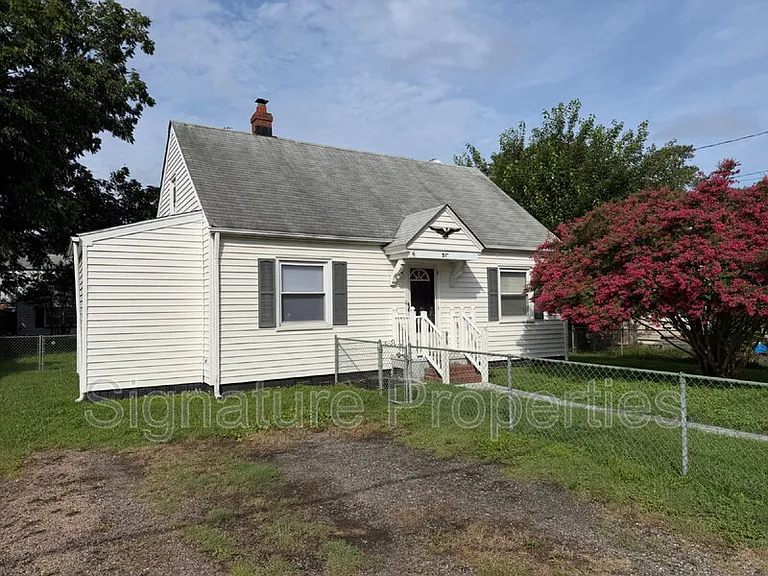 515 E Read St — Photo 2