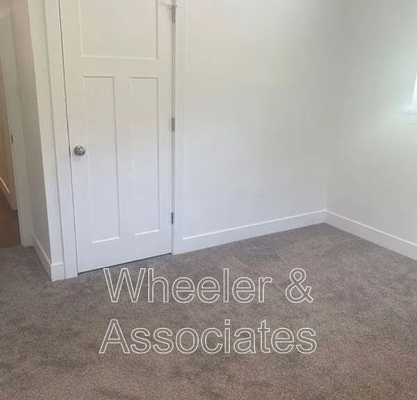 3714-3718 Brinker Ave — Photo 2