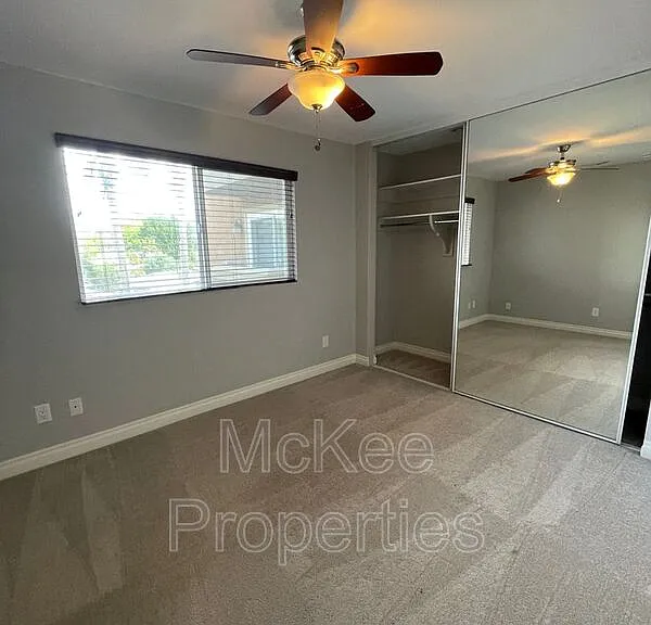 4328 College Ave — Photo 13