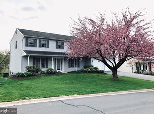 240 Faith Dr, Blandon, PA 19510