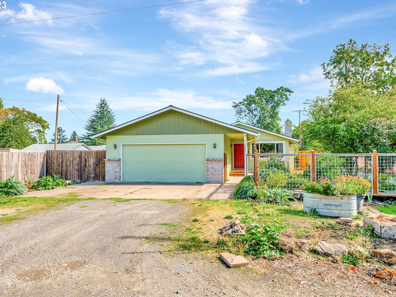 1257 6th St, Springfield, OR 97477 Zillow