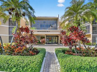 16400 Golf Club Rd APT 307, Weston, FL 33326