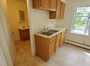 15 Tracy St #2, West Lebanon, NH 03784