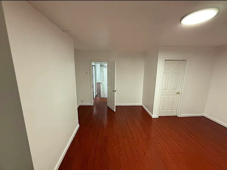212 Pennsylvania Ave #3 — Photo 4
