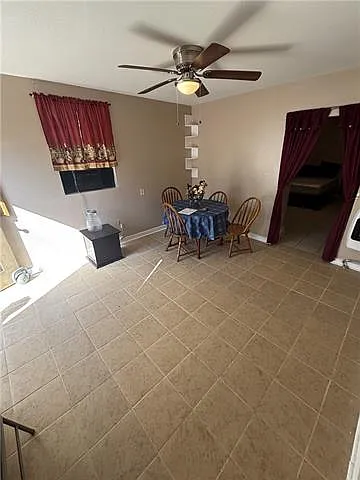 2 bed, 1.0 bath, 810 sqft, $1,100 — Photo 3