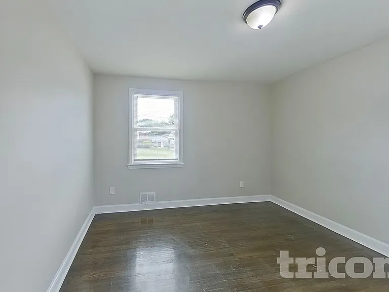 4402 Ridgecrest Dr — Photo 5