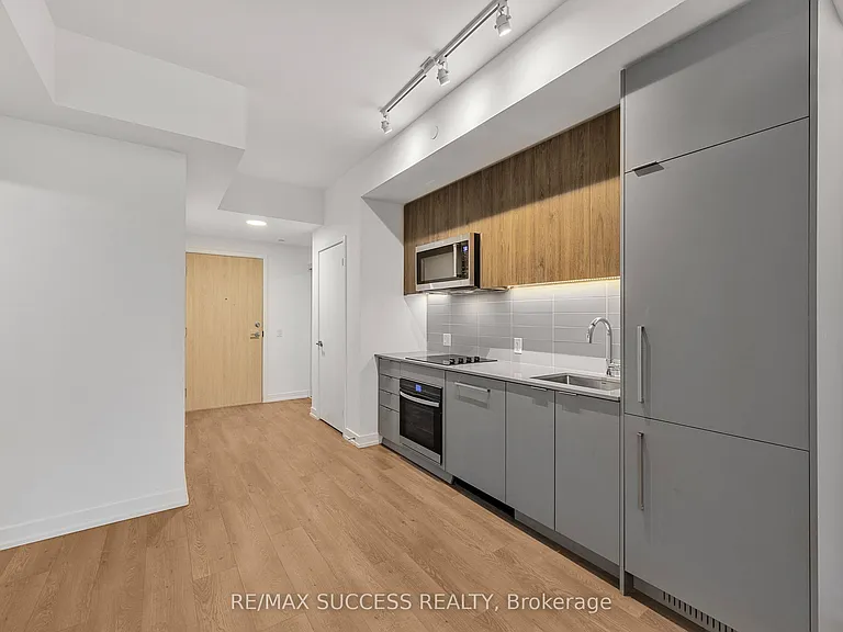 181 Sheppard Ave E #718 — Photo 8