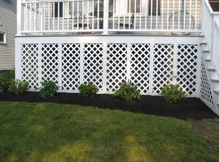 100 Derby Rd, Melrose, MA 02176