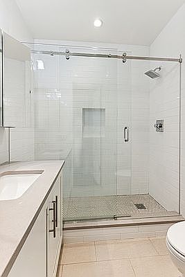 5th image of 785 Madison Ave APT 4B