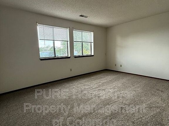 4th image of 1122 Yuma St APT B