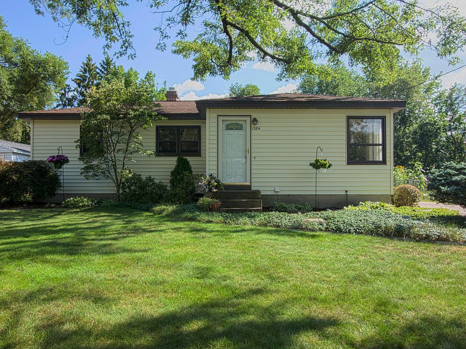 1st image of 1384 Brookmark St SE