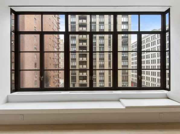 404 Park Avenue South 7A image 2 of 12