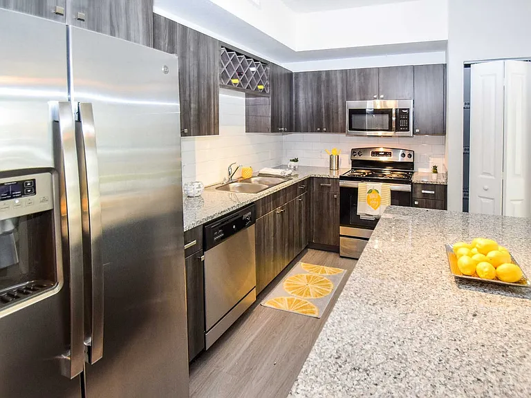 The Solera at Kendall West — Photo 39