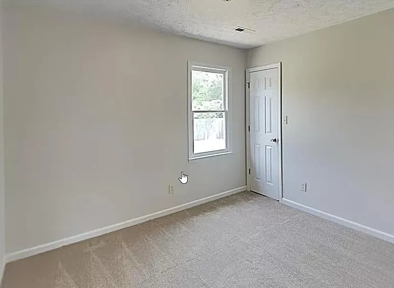 6324 Chagrin Rd — Photo 10