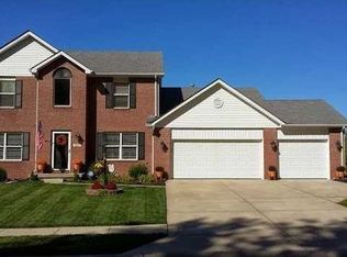 49 Clubview Dr, Hartford City, IN 47348