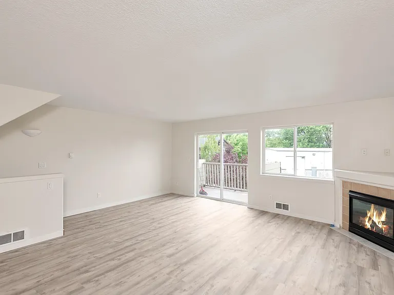 15423 NE Alton St — Photo 6