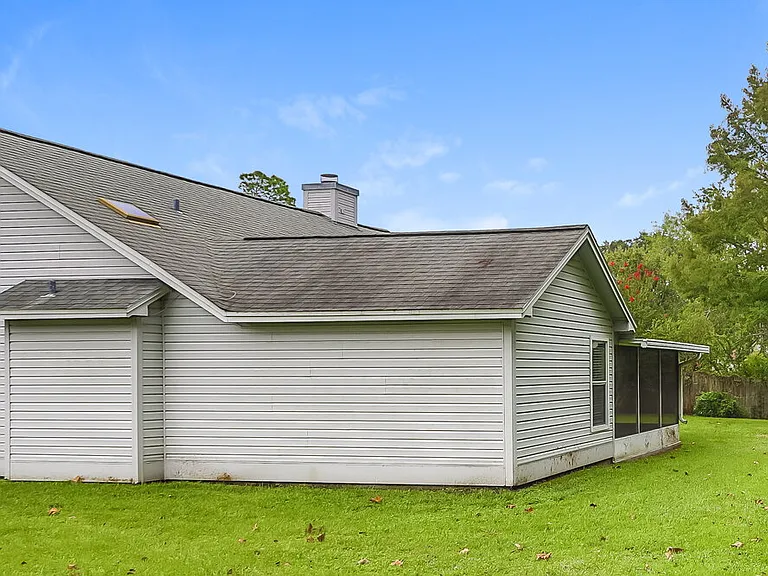 5966 Lazy Meadow Ct — Photo 16