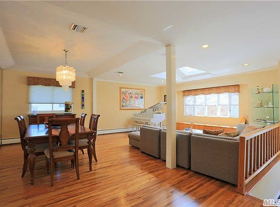 4th image of 42 Fern Dr
