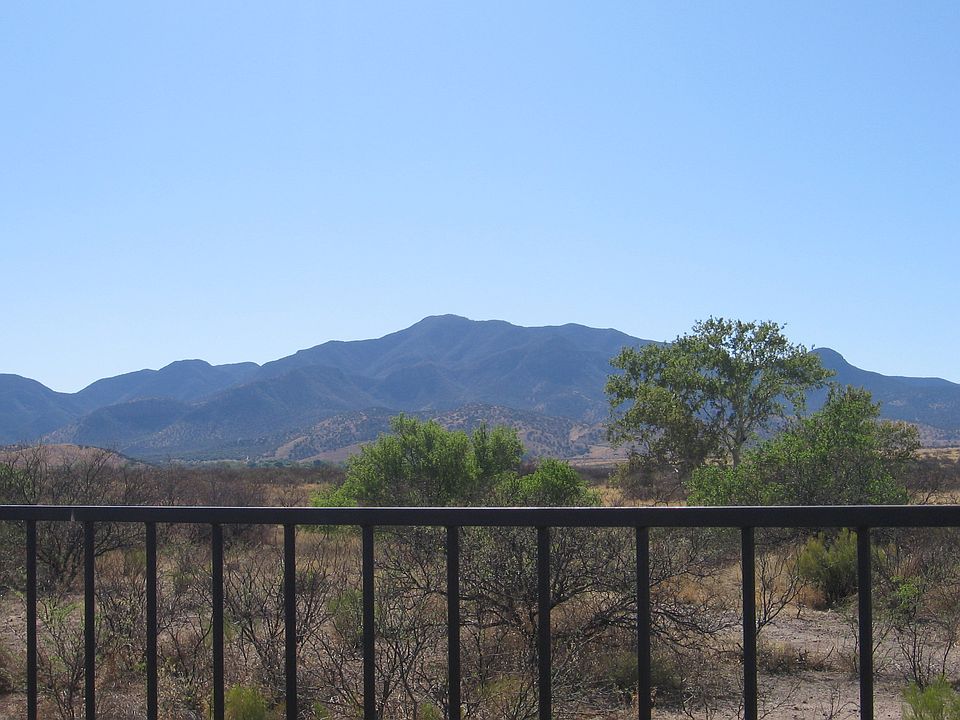 2nd image of 3890 Puerto Pl