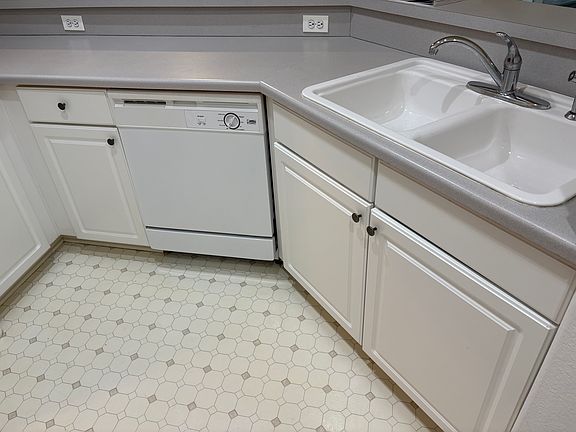 5th image of 550 Mohawk Dr