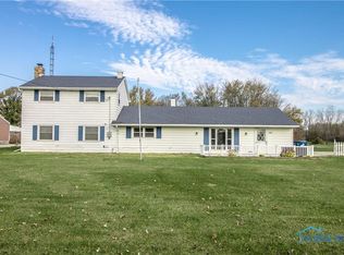 11223 Bunting Rd, Curtice, OH 43412