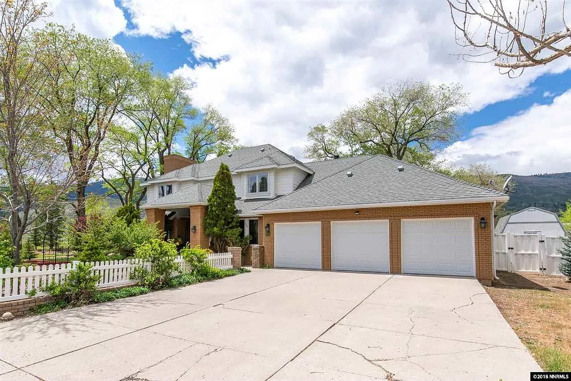 630 Hill Ln photo 1