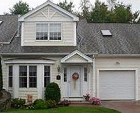 1st image of 3 Hartswood Dr