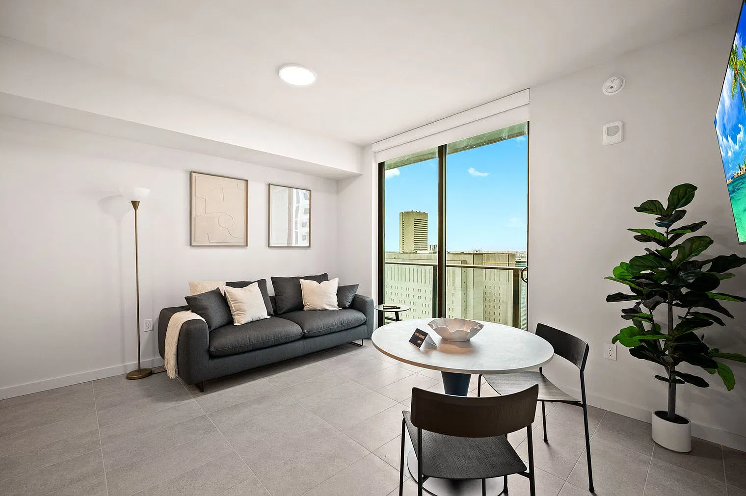 Studio, 1.0 bath, 430 sqft, $7,951 — Photo 1