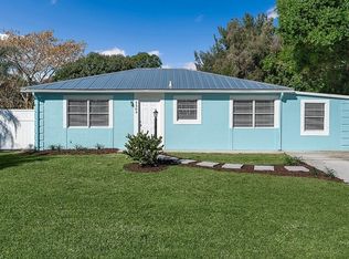 5309 Seagrape Dr, Fort Pierce, FL 34982