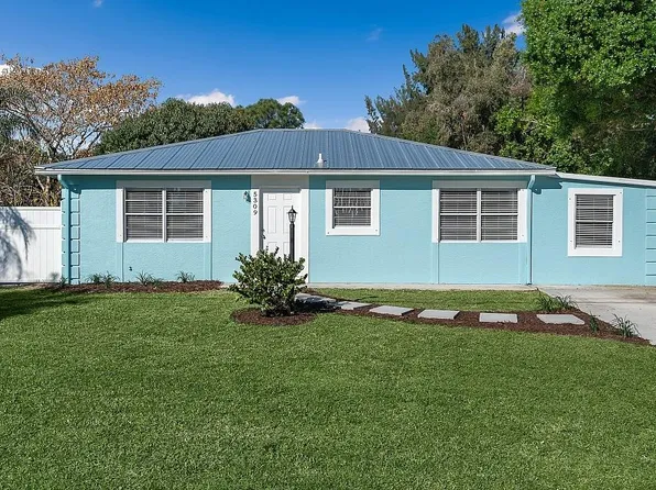 5309 Seagrape Drive, Fort Pierce, FL 34982