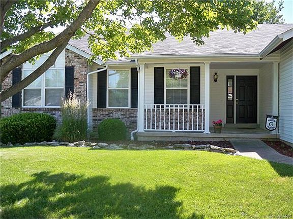 2nd image of 1206 White Oak Ct