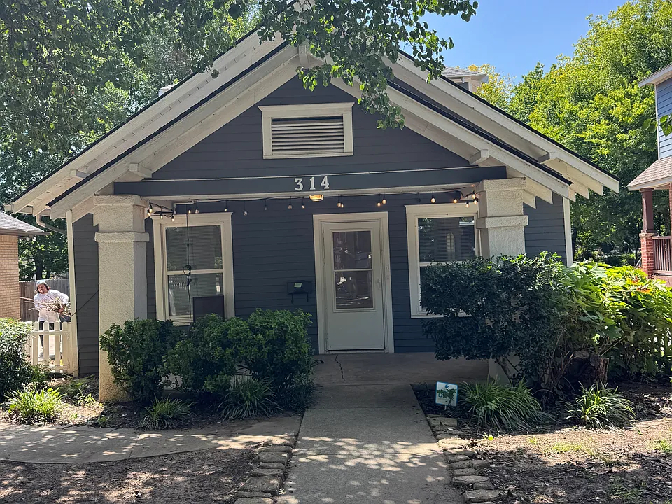 314 S Lahoma Ave