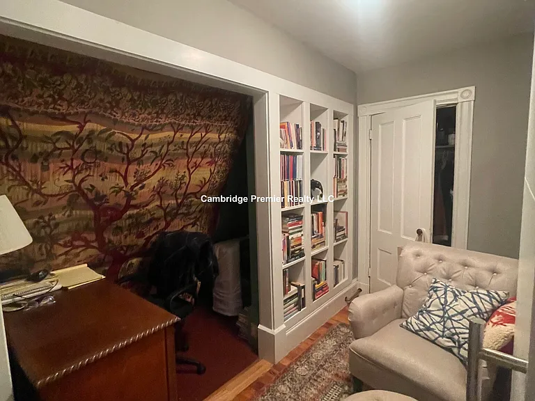 100 Bristol Rd #2 — Photo 3