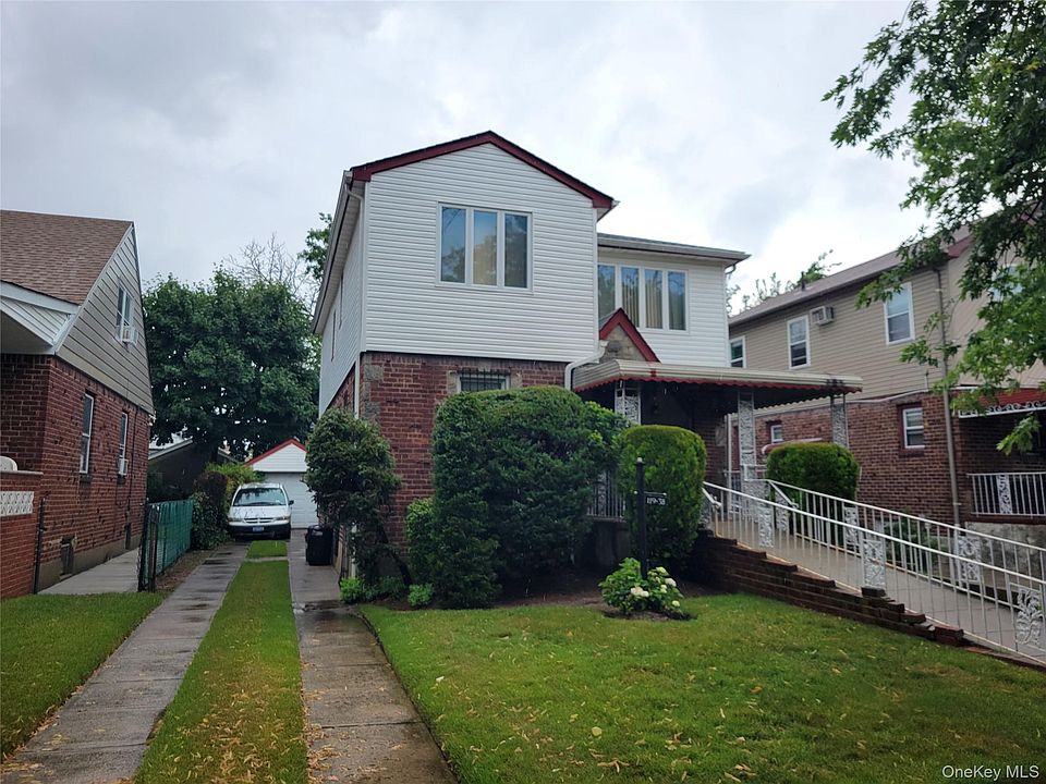 1st image of 11938 222nd St