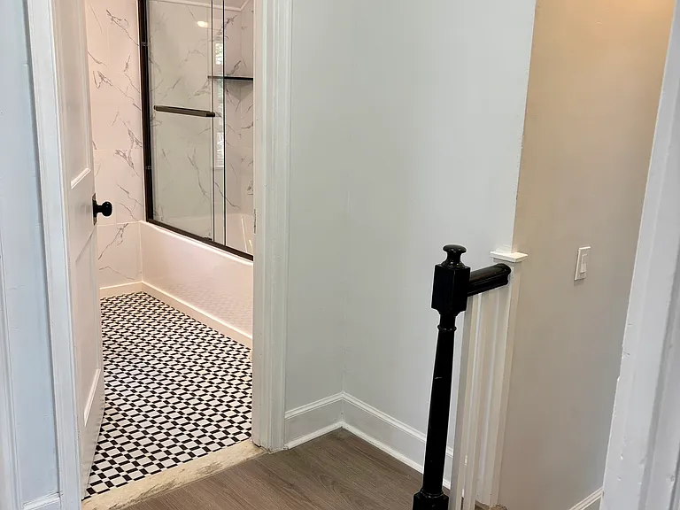 7 Crestwood Pl — Photo 33