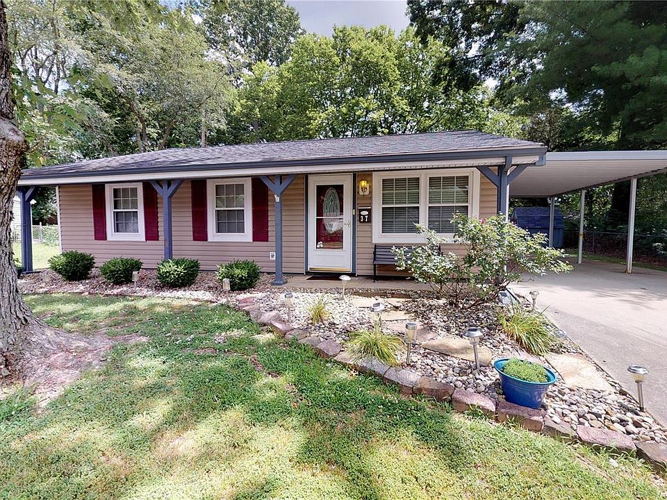 1st image of 37 Scarlet Dr