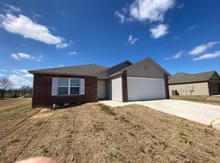 304 Cole Dr, Brookland, AR 72417