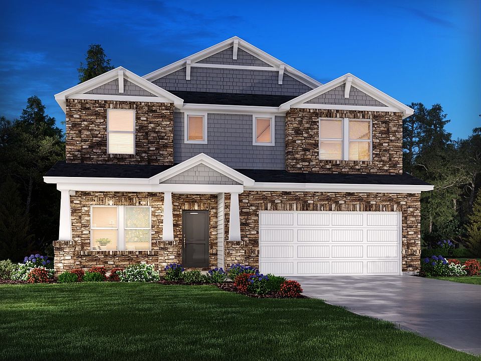1st image of 646 Stately Dr
