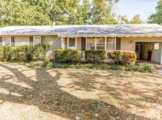 1712 N 8th St, Independence, KS 67301
