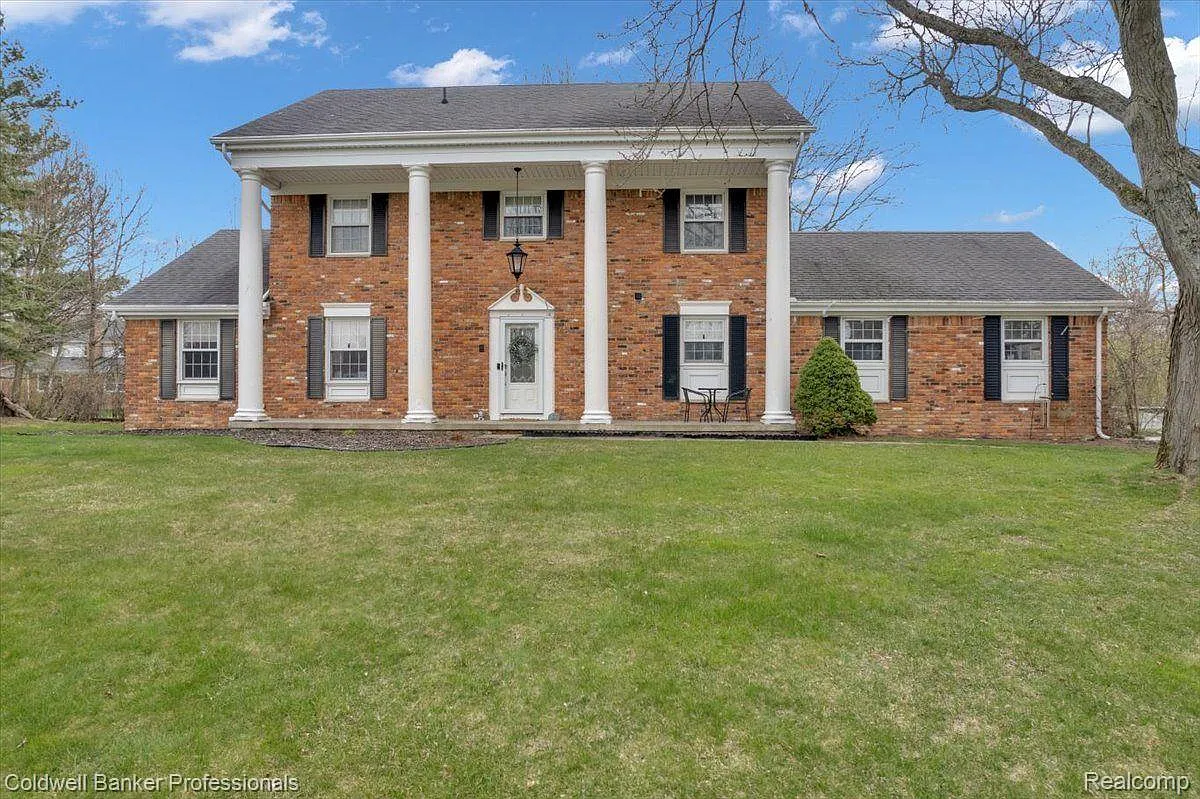 5082 Birch Tree Ct photo 1