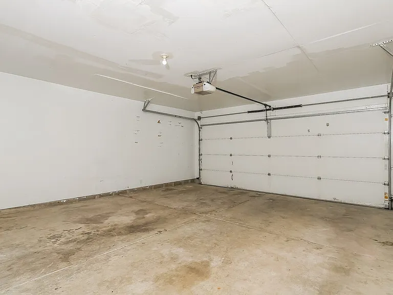 8943 Browns Valley Ln — Photo 16