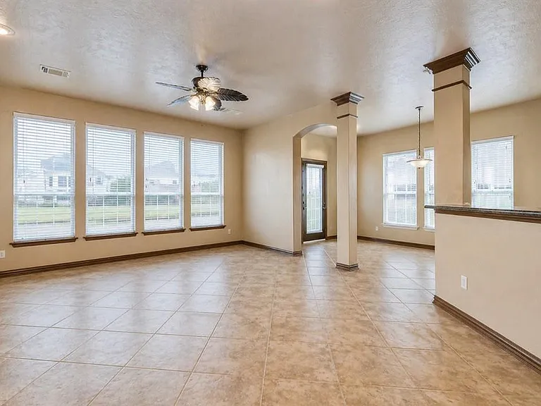 14215 Jaubert Ct — Photo 4
