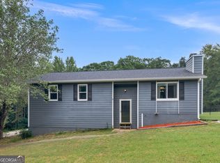 2065 Gum Creek Ln, Loganville, GA 30052