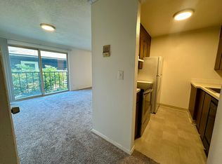5259-5263 15th Ave N #E, Seattle, WA 98105