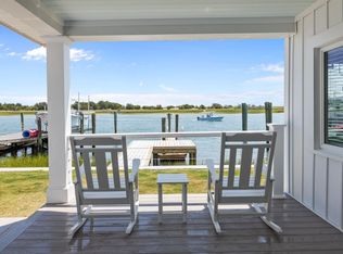 (Undisclosed Address), Beaufort, NC 28516