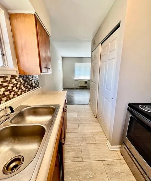1718 Vermont St #B — Photo 5