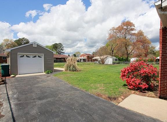 2nd image of 4820 Burtfield Dr
