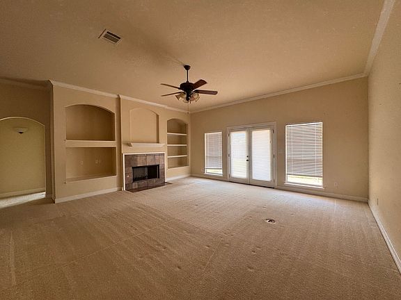 4th image of 215 Avondale Ln